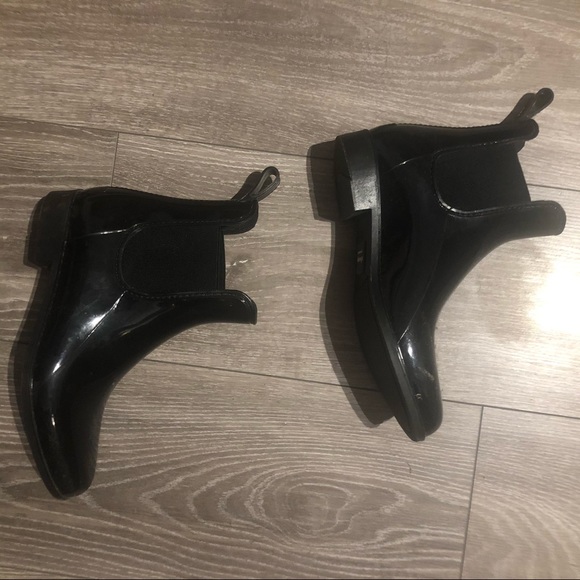 Chelsea Rainboot - Picture 2 of 2